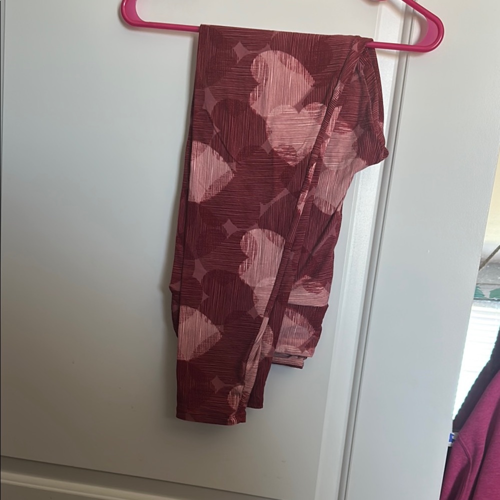 Heart Patterned women’s Leggings